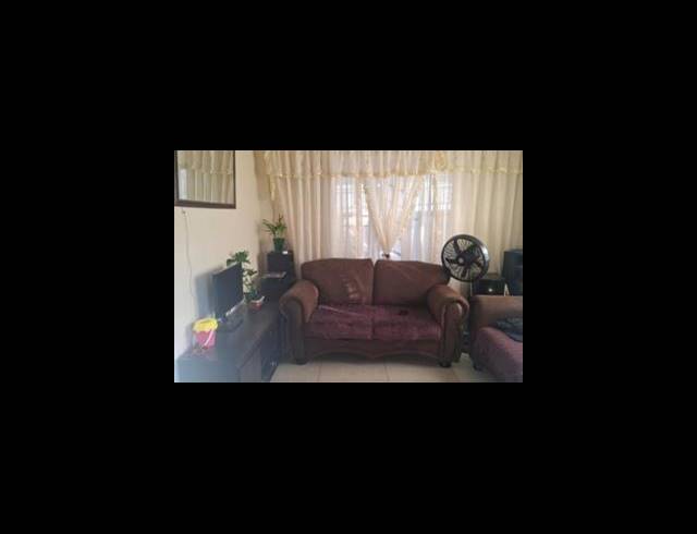 2 BEDROOM HOUSE FOR SALE IN DAWN PARK EXT